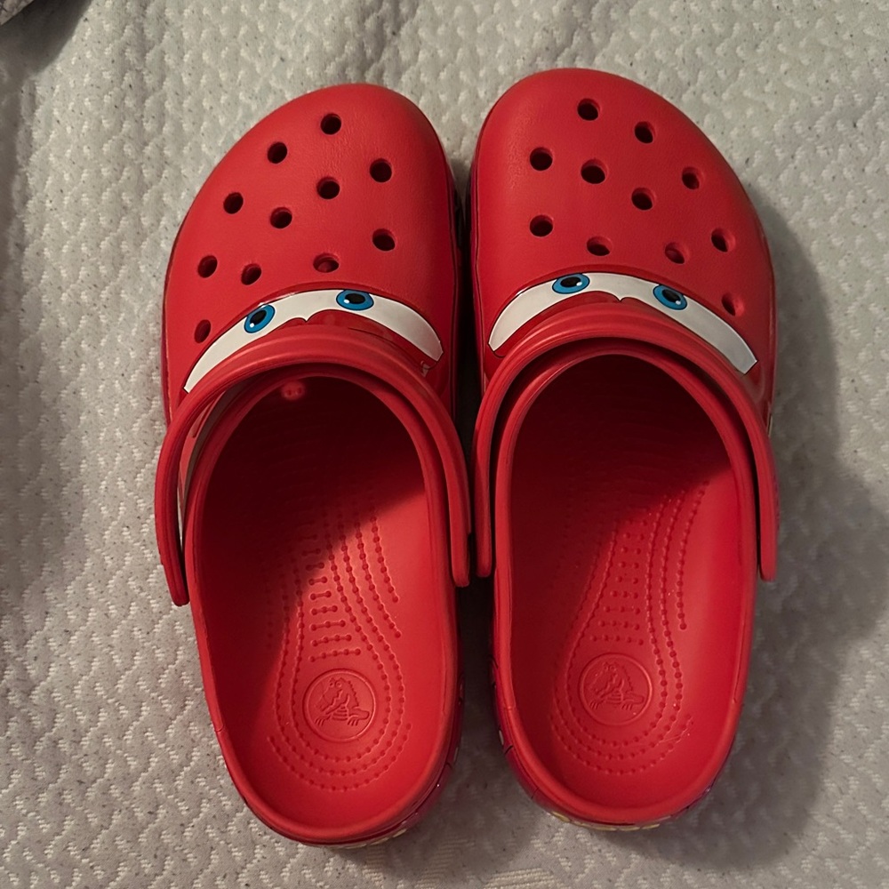 CROCS lightning McQueen m8/w10